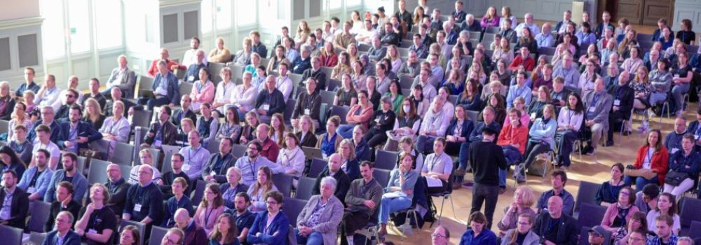 Crowd at DPG congress 2026